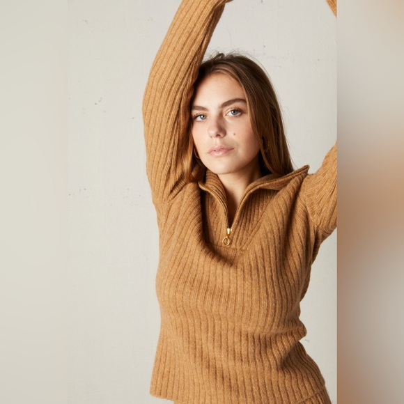 NWT Nanushka Half-Zip Sweatera - Picture 6 of 7